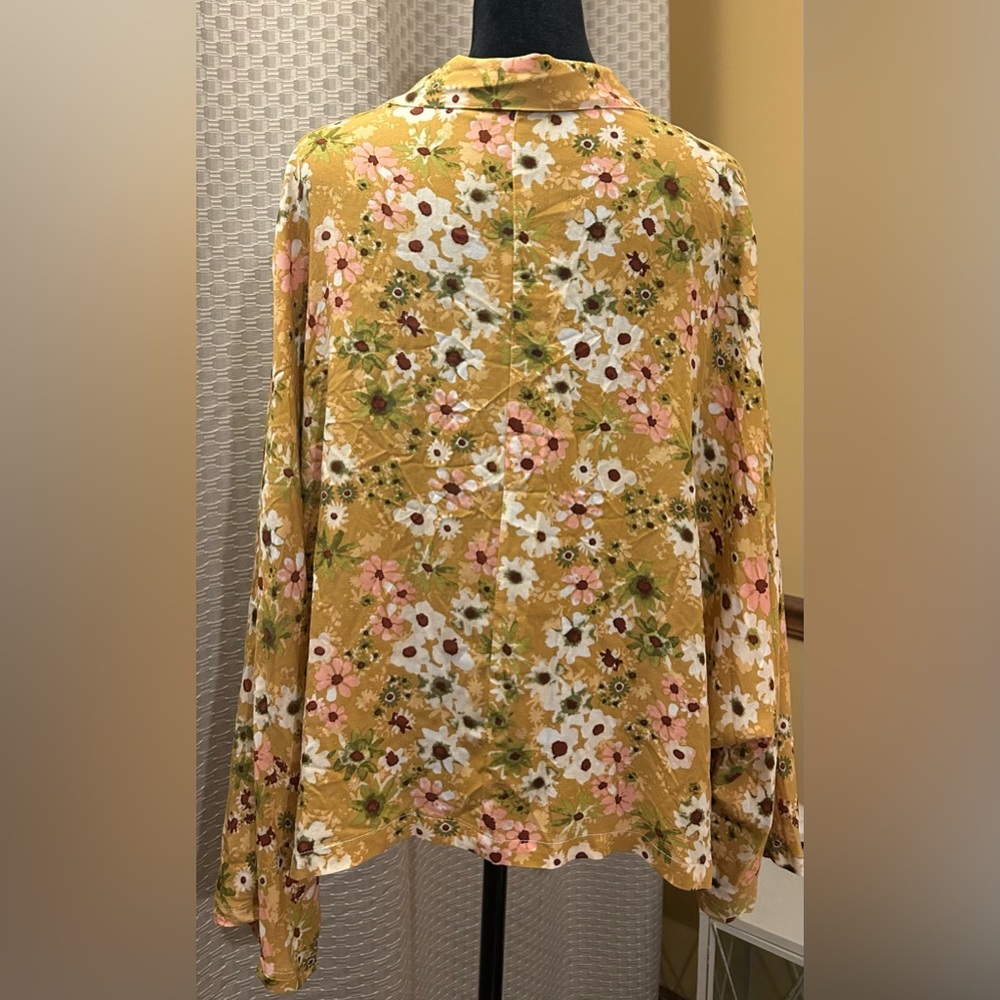 NWT. Sonoma Floral Yellow Kimono Cardigan - Picture 4 of 7